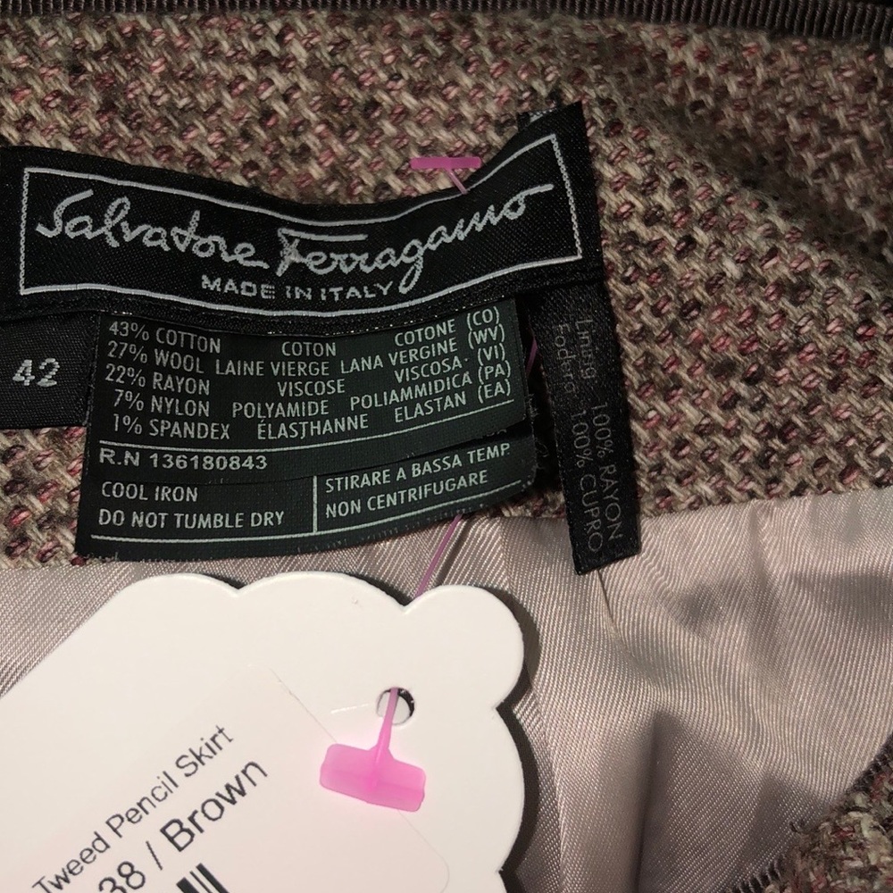 🎻SALVATORE FERRAGAMO🎻 TWEED PENCIL SKIRT🎻 - Picture 7 of 8